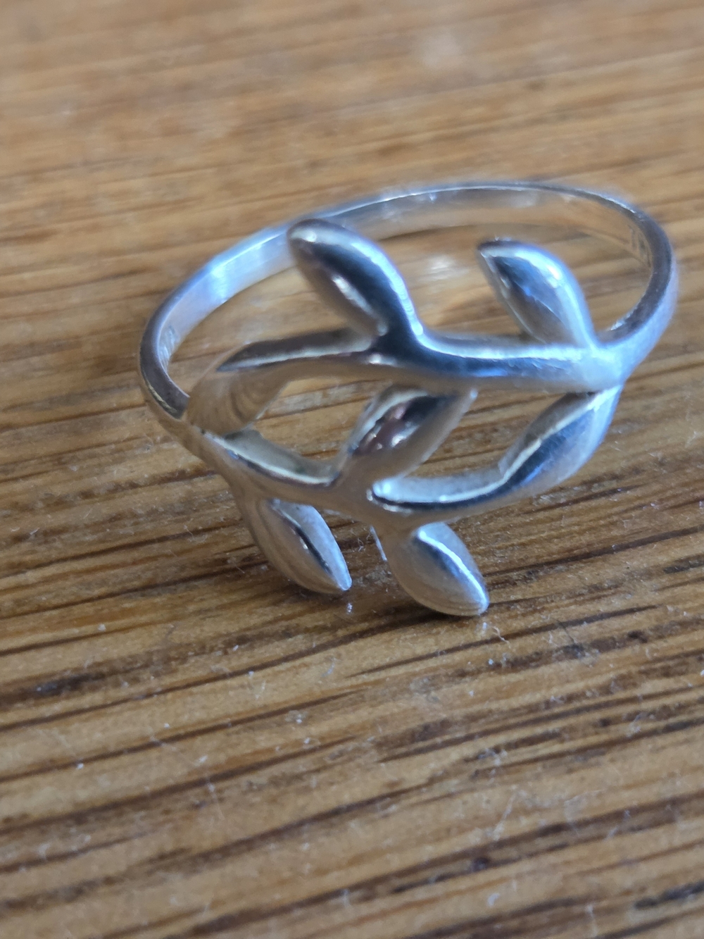 Sterling Silver Leaf Ring, Size 9